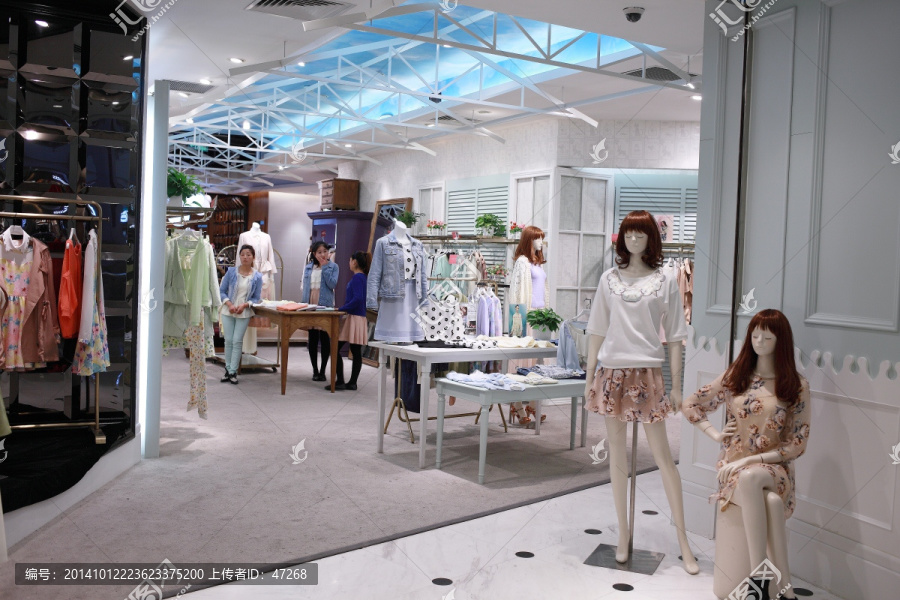 服裝店數(shù)字化轉(zhuǎn)型 從素材下載到零售升級的全面指南